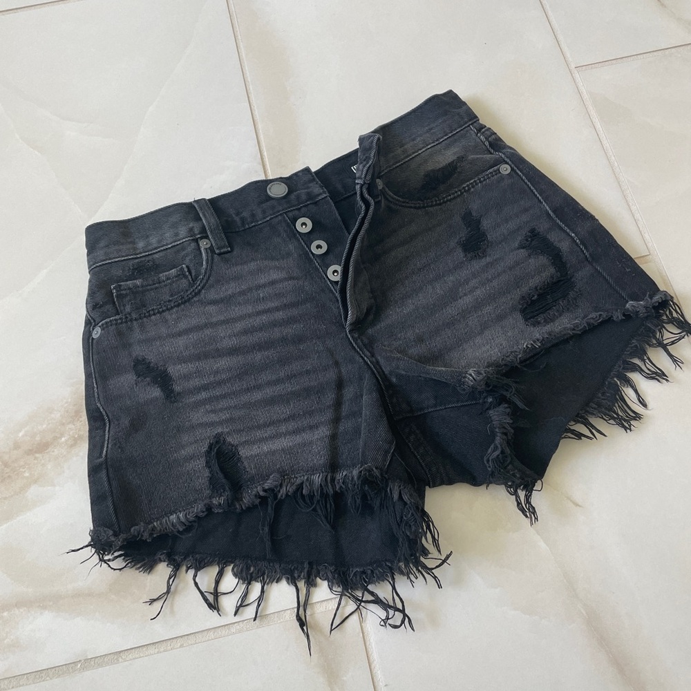 BLANK NYC distressed jean shorts